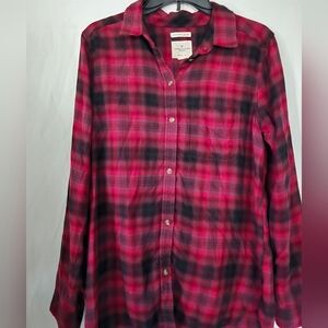American Eagle Outfitters Red and Black Plaid Shirt